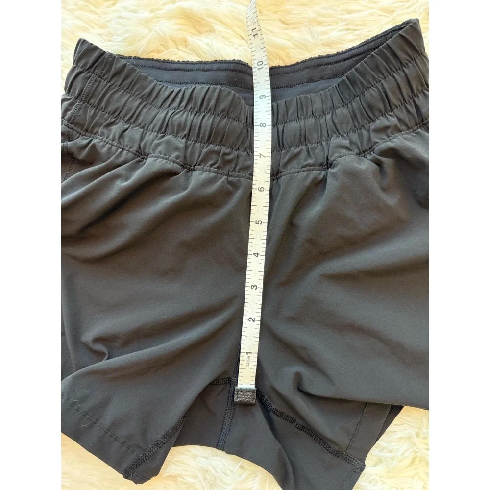 Lululemon | Track That Short | Black | Size 4 - Picture 5 of 7